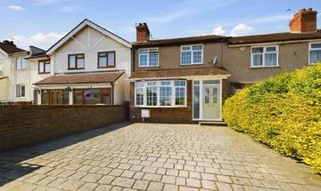 3 bedroom terraced house for sale in Collindale Avenue, Erith, Kent, DA8