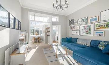 1 bedroom flat for sale in Christchurch Road, London, SW2