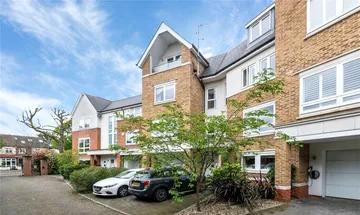 5 bedroom house for sale in Clavering Place, SW12