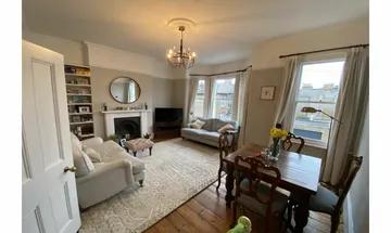 2 bedroom flat for sale in Corrance Road, Brixton, SW2
