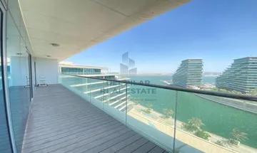 Luxury Apt with big balcony facing Sea View