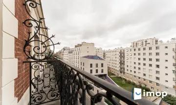 2-ROOM APARTMENT WITH BALCONY - OPEN VIEW