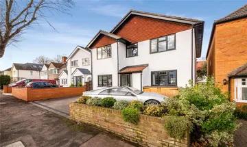 4 bedroom detached house for sale in Ruskin Road, Carshalton, SM5