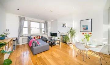 3 bedroom flat for sale in Fulham Road, Fulham, SW6