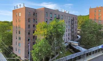 property for sale in 850 Howard Ave Apt 5D