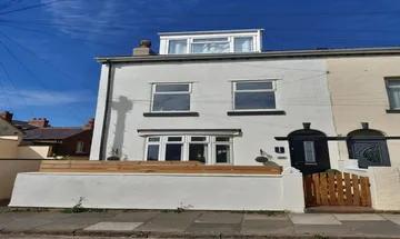 4 bedroom terraced house for sale in Strand Road, Wirral, CH47