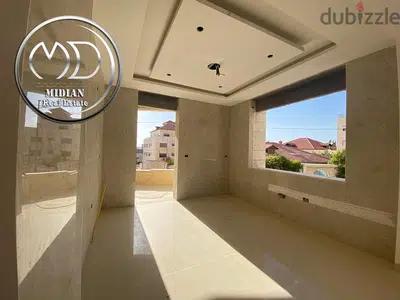 شقة دوبلكس طابق اخير مع روف للبيع ام اذينة مساحة 210م تشطيبات ديكورات