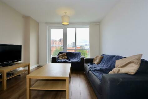 3 bedroom apartment for sale in Derwent Street, Salford, M5
