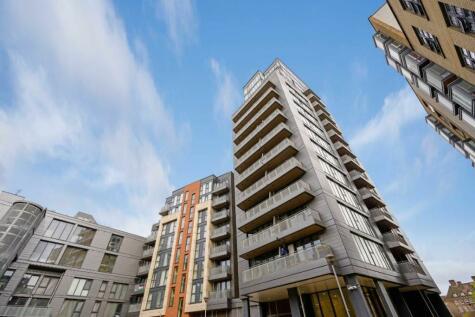 1 bedroom flat for sale in Taylor Place, Bow, E3