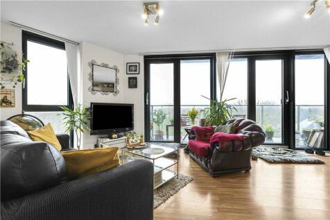 2 bedroom apartment for sale in Homerton Road, London, E9