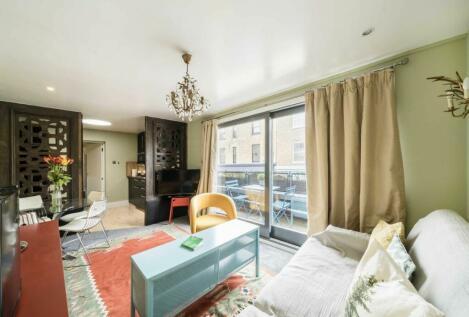 2 bedroom flat for sale in Latimer Road, North Kensington, W10