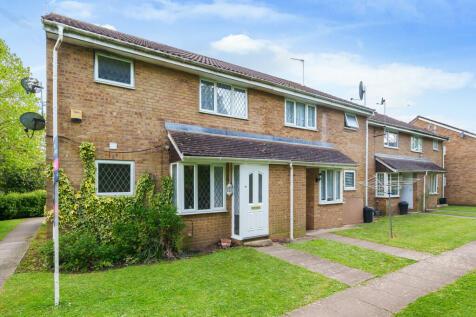 1 bedroom end of terrace house for sale in Newcombe Rise, West Drayton, Middlesex, UB7