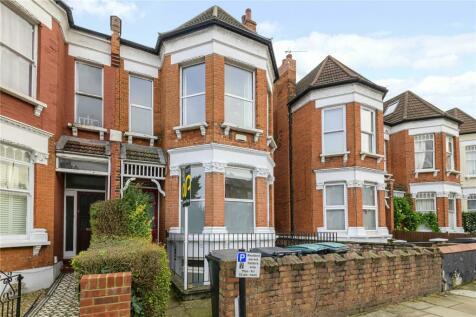1 bedroom flat for sale in Ferme Park Road, Crouch End, London, N8