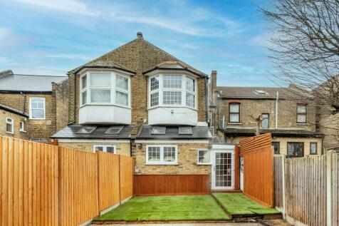 3 bedroom semi-detached house for sale in Colworth Road, Upper Leytonstone, London, E11
