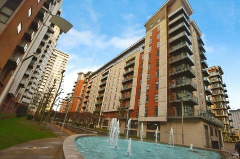 2 bedroom flat for sale in Barton Place, 3 Hornbeam Way, Green Quarter, Manchester, M4