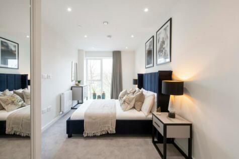 1 bedroom flat for sale in Ecole, 
Macks Road, SE16