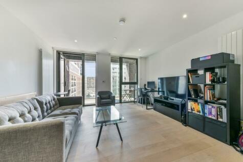 1 bedroom apartment for sale in Cutter House, Royal Wharf, London, E16