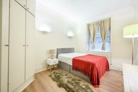 1 bedroom flat for sale in Franklin Row, Chelsea, London, SW3