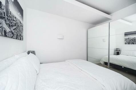 1 bedroom flat for sale in Bishopsgate, Bishopsgate, London, EC2M
