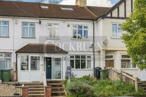 4 bedroom terraced house for sale in Alliance Road, Woolwich, SE18