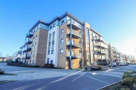 2 bedroom apartment for sale in Clovelly Court, 10 Wintergreen Boulevard, West Drayton, UB7