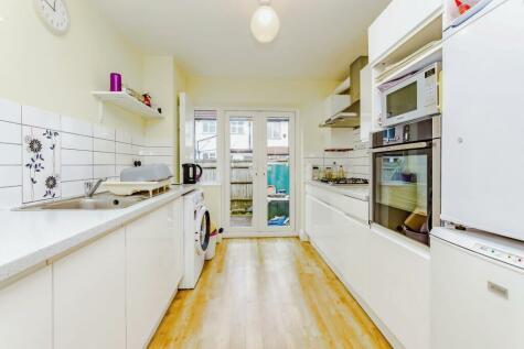 3 bedroom terraced house for sale in Whytecliffe Road North, Purley, CR8