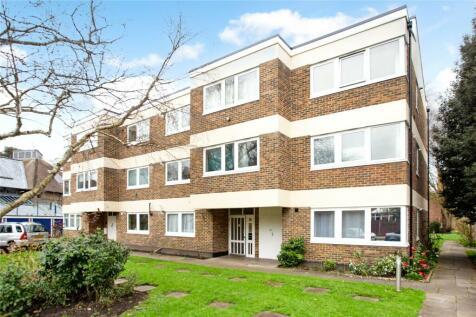 1 bedroom flat for sale in Clifton Road, London, SW19