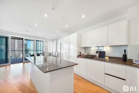3 bedroom apartment for sale in Arena Tower, London E14