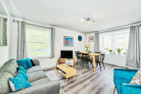 2 bedroom flat for sale in Chivalry Road, Battersea, SW11
