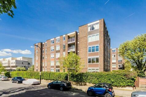 2 bedroom flat for sale in Boundary Road, London, NW8
