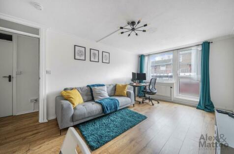 1 bedroom flat for sale in Rotherhithe New Road, Bermondsey, SE16