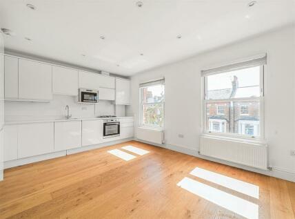 3 bedroom duplex for sale in Shirland Road, London, W9