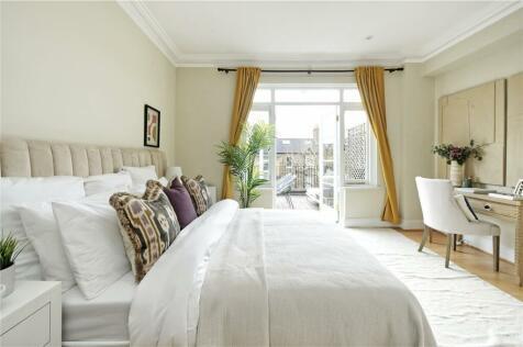 2 bedroom apartment for sale in Bassett Road, Ladbroke Grove, London, W10
