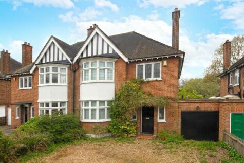 4 bedroom semi-detached house for sale in Dulwich Common, Dulwich, SE21