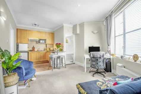 1 bedroom flat for sale in Dawes Road, SW6