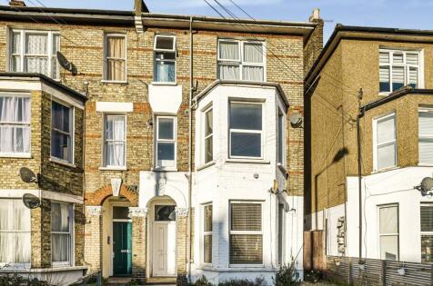 2 bedroom apartment for sale in Thurlow Park Road, Dulwich, London, SE21