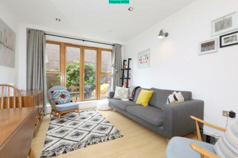 1 bedroom ground floor flat for sale in Chicksand Street, London, E1 5LD, E1