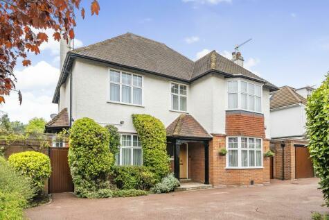 5 bedroom detached house for sale in Hendon Lane, Finchley, N3