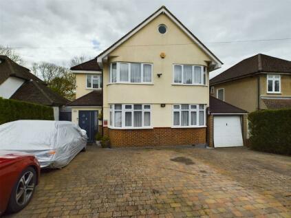 5 bedroom detached house for sale in Bradmore Way, Coulsdon, CR5