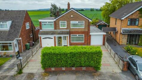 4 bedroom detached house for sale in News Lane, Rainford, St. Helens, WA11