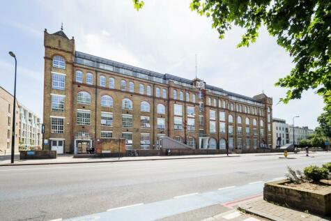 1 bedroom flat for sale in Clapham Road, London, SW9