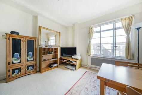 2 bedroom flat for sale in Park Road, Marylebone, NW1