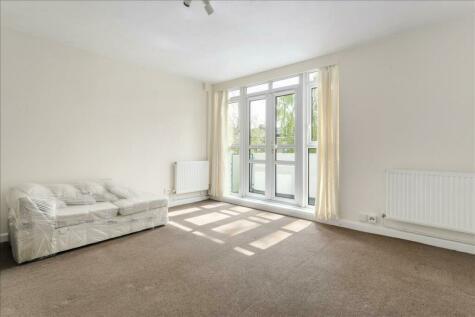 2 bedroom apartment for sale in Passfields, West Kensington, London, W14
