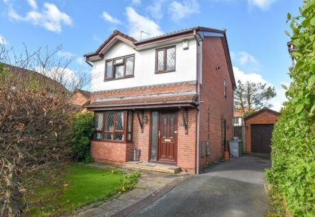 3 bedroom detached house for sale in Dearnford Avenue, Wirral, CH62