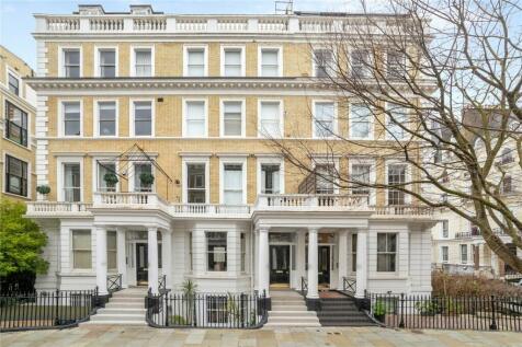 3 bedroom apartment for sale in Southwell Gardens, London, SW7