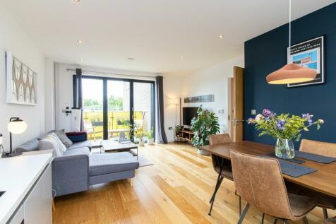 2 bedroom flat for sale in Arts Lane, Costermonger Building, SE16