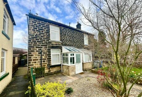 2 bedroom semi-detached house for sale in Green Road, Penistone, Sheffield, S36 6BE, S36