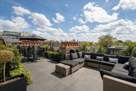 3 bedroom penthouse for sale in Culford Gardens, London, SW3