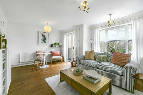1 bedroom apartment for sale in Upper Richmond Road, London, SW15