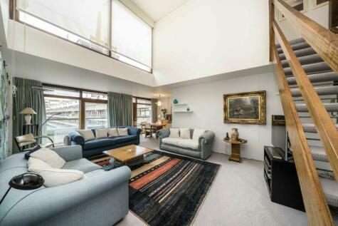 3 bedroom flat for sale in Barbican, Gilbert House, EC2Y